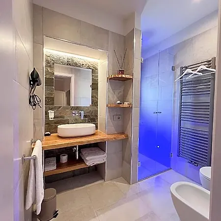 Dimora Bianca Luxury فندق كونفيرسانو