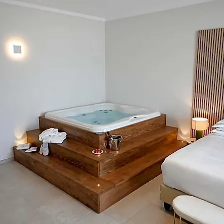 Dimora Bianca Luxury فندق 5*